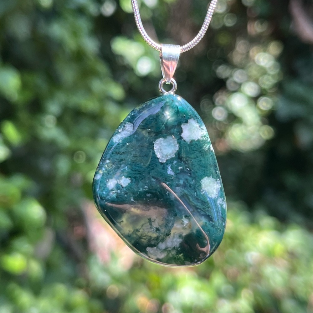 Stainless steel moss agateโ free form pendant